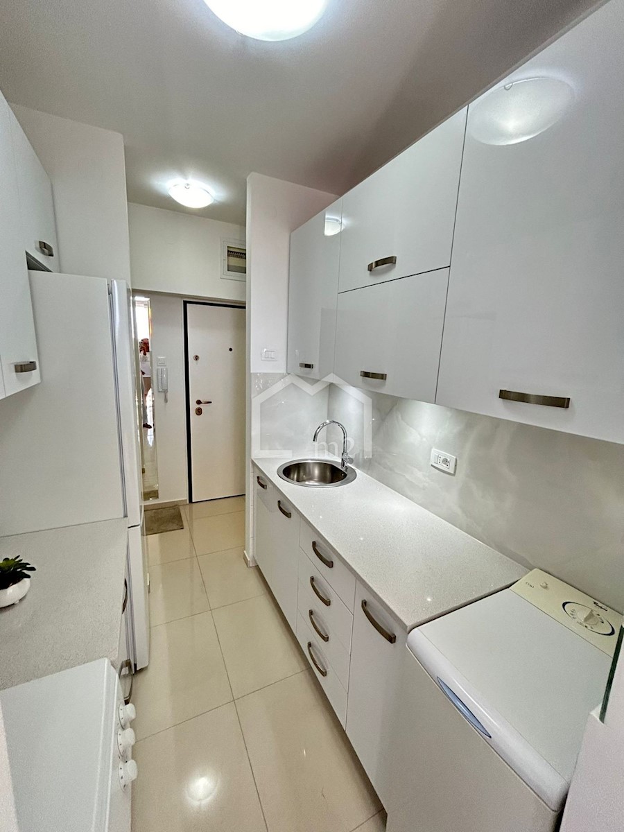 Apartment Zu verkaufen - SPLITSKO-DALMATINSKA SPLIT