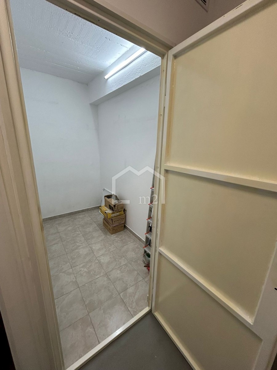 Apartment Zu verkaufen - SPLITSKO-DALMATINSKA SPLIT