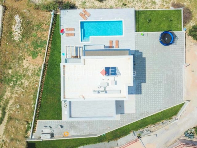 Dom Na sprzedaż - Splitsko-dalmatinska Split - foto 3/32