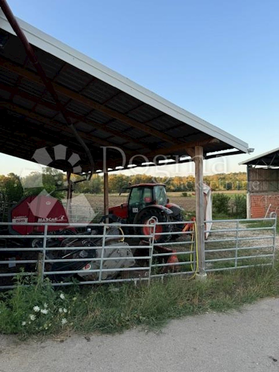 Maison À vendre - SISAČKO-MOSLAVAČKA GVOZD