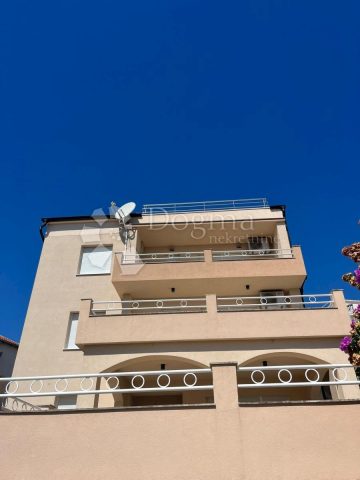 House for sale 409 m² – Seget Donji