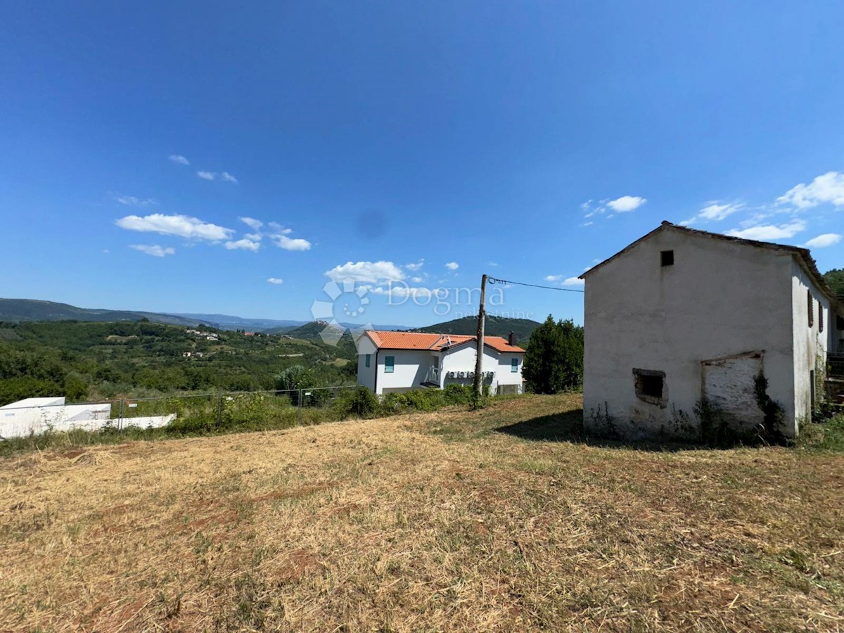 Zemljište Na prodaju - ISTARSKA KAROJBA