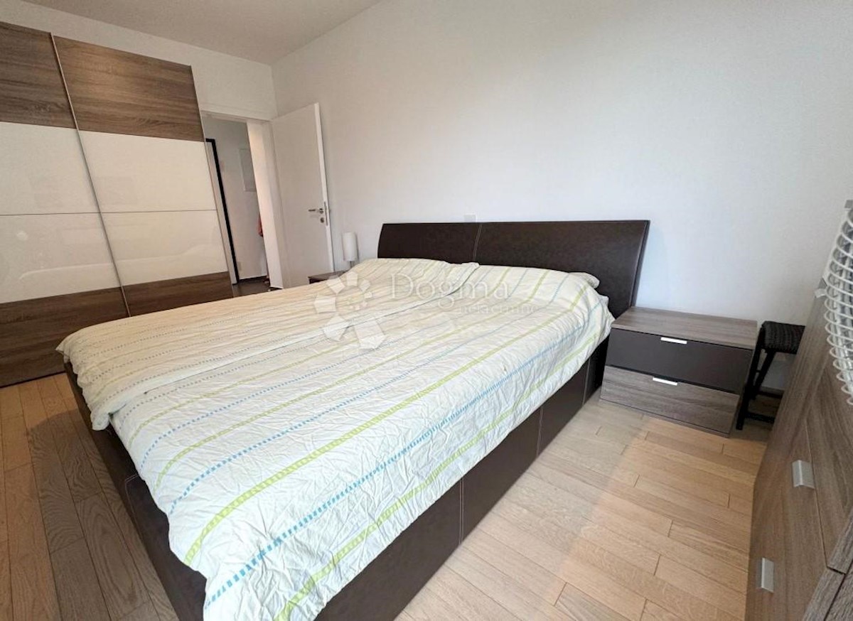 Apartma Na predaj - PRIMORSKO-GORANSKA KRK