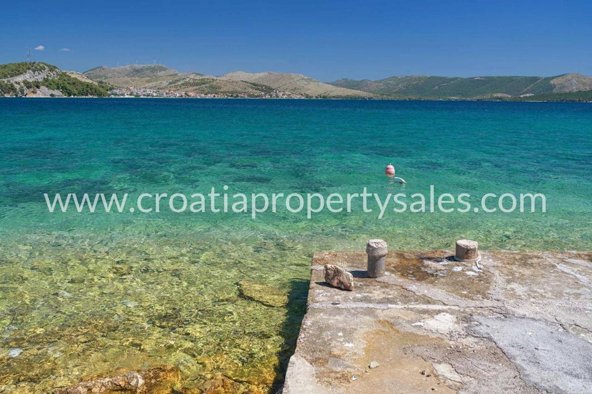 House For sale - ŠIBENSKO-KNINSKA ŠIBENIK