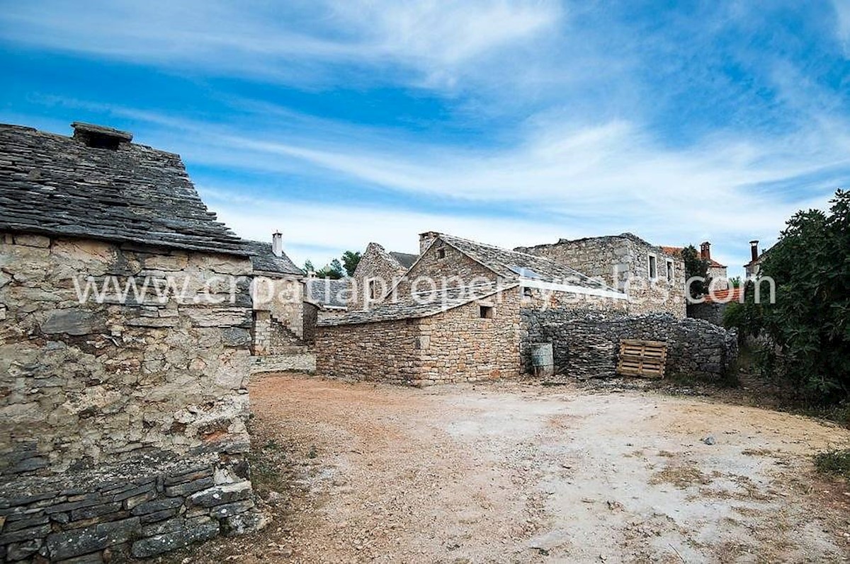 Haus Zu verkaufen - SPLITSKO-DALMATINSKA HVAR