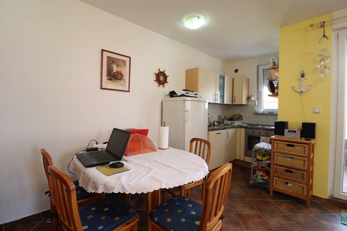 Apartma Na predaj - ŠIBENSKO-KNINSKA VODICE