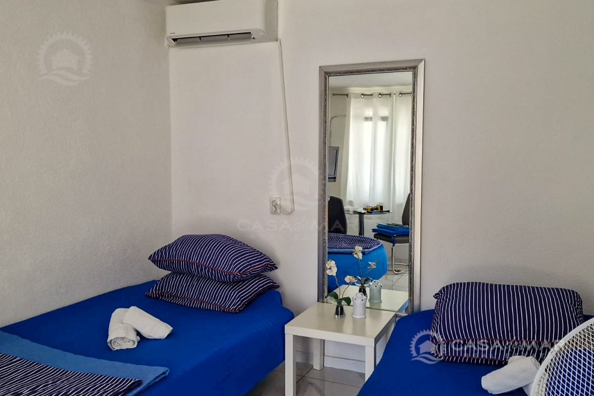 Dom Na predaj - PRIMORSKO-GORANSKA CRIKVENICA