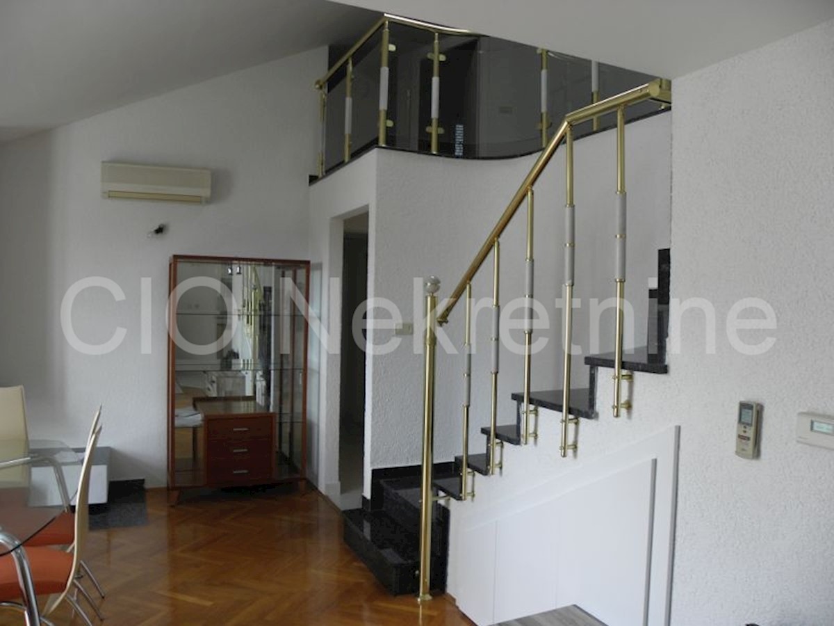 Flat For sale - SPLITSKO-DALMATINSKA SPLIT