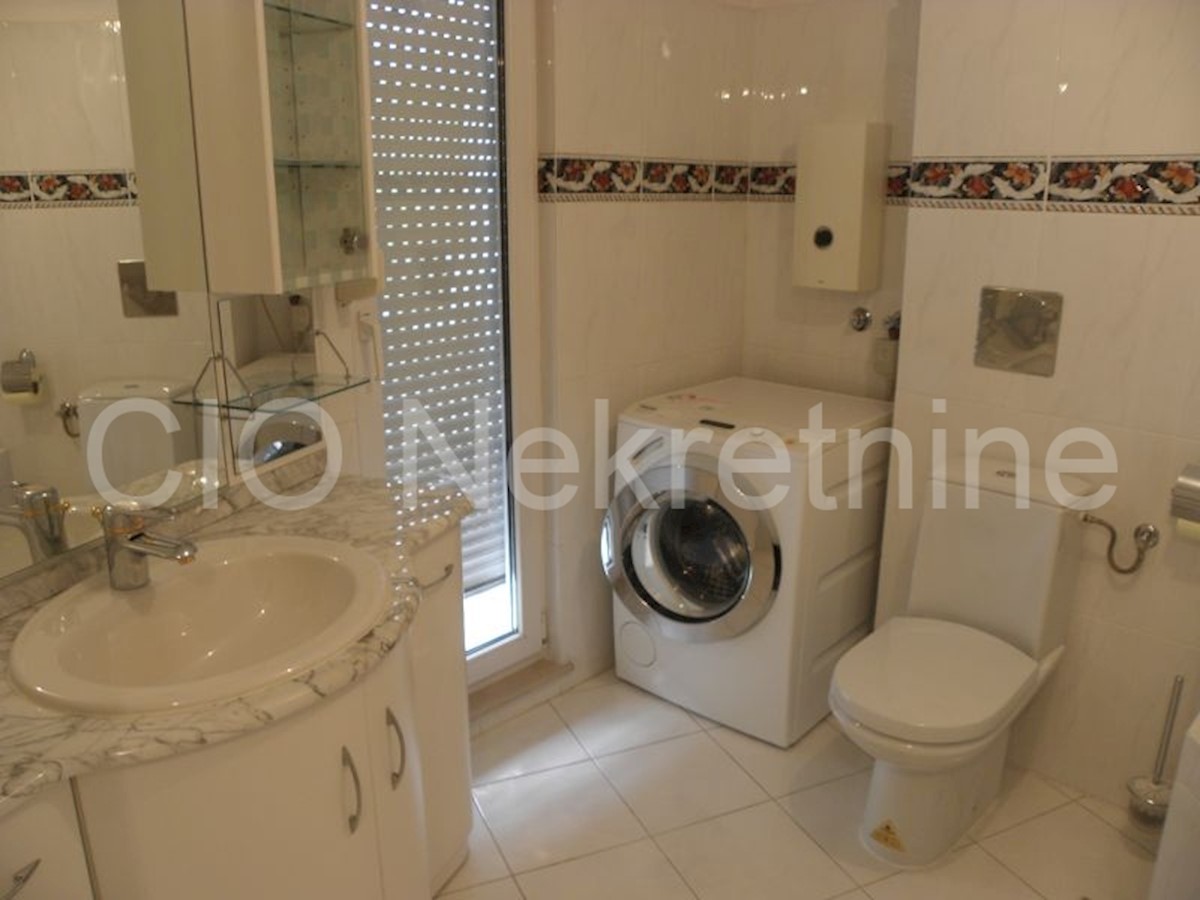 Flat For sale - SPLITSKO-DALMATINSKA SPLIT