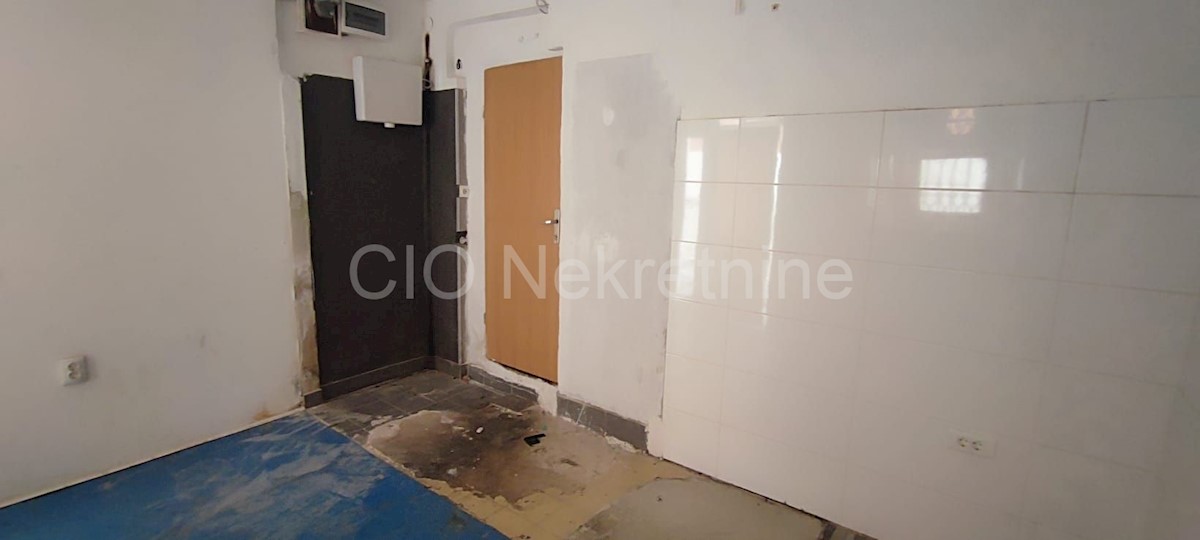 Business premises For sale - SPLITSKO-DALMATINSKA SPLIT