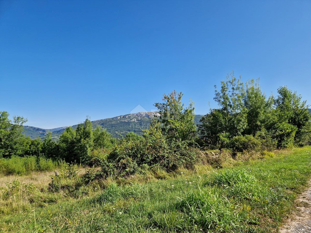 Parcela Naprodaj - ISTARSKA Buzet