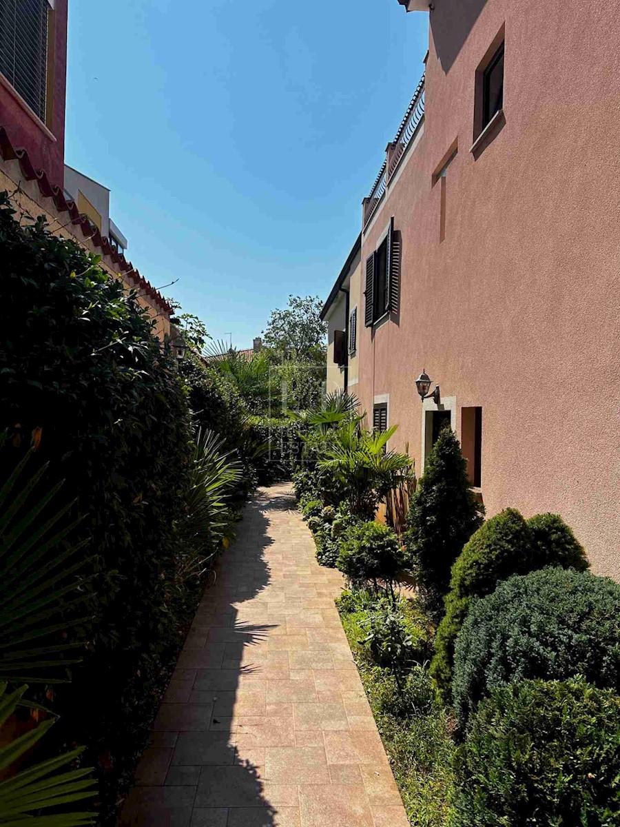 Flat For sale - ISTARSKA NOVIGRAD