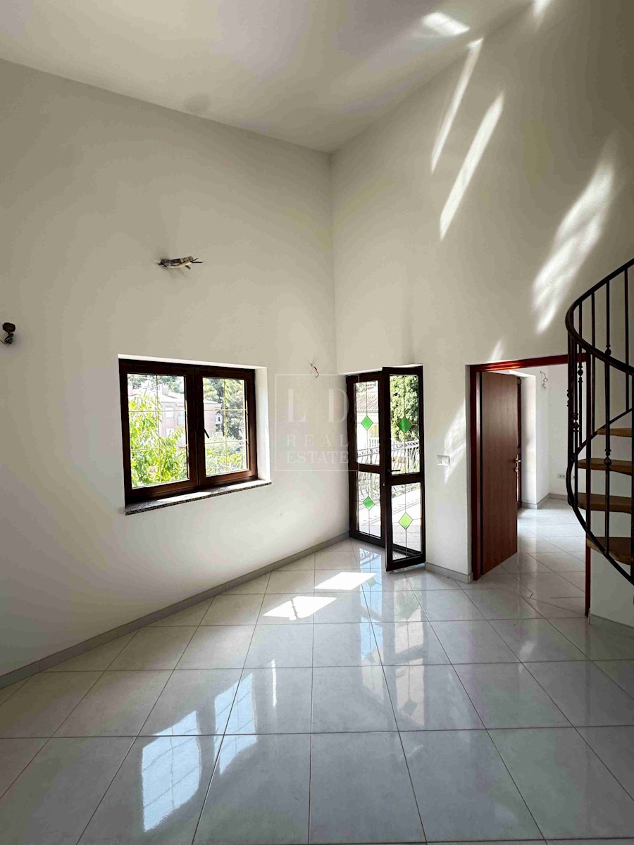 Flat For sale - ISTARSKA NOVIGRAD