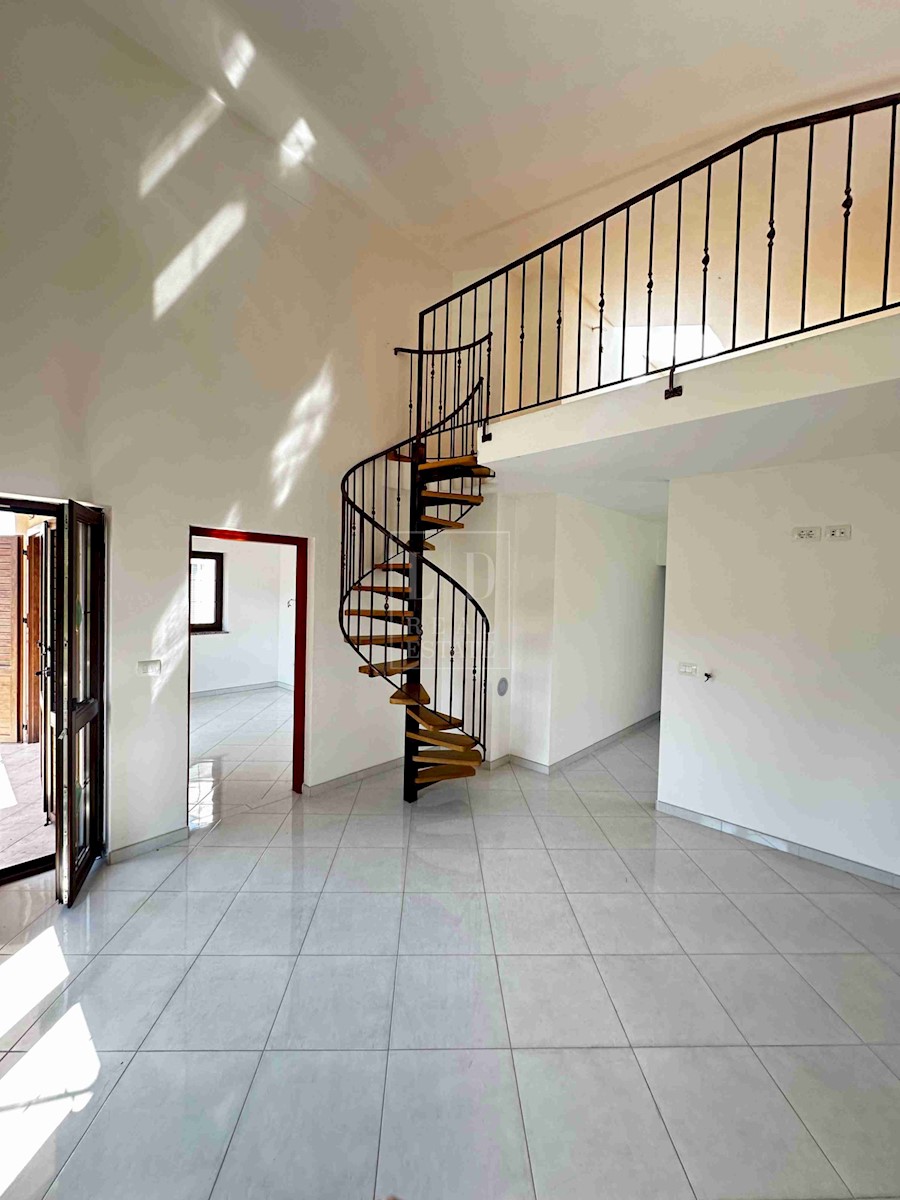 Flat For sale - ISTARSKA NOVIGRAD