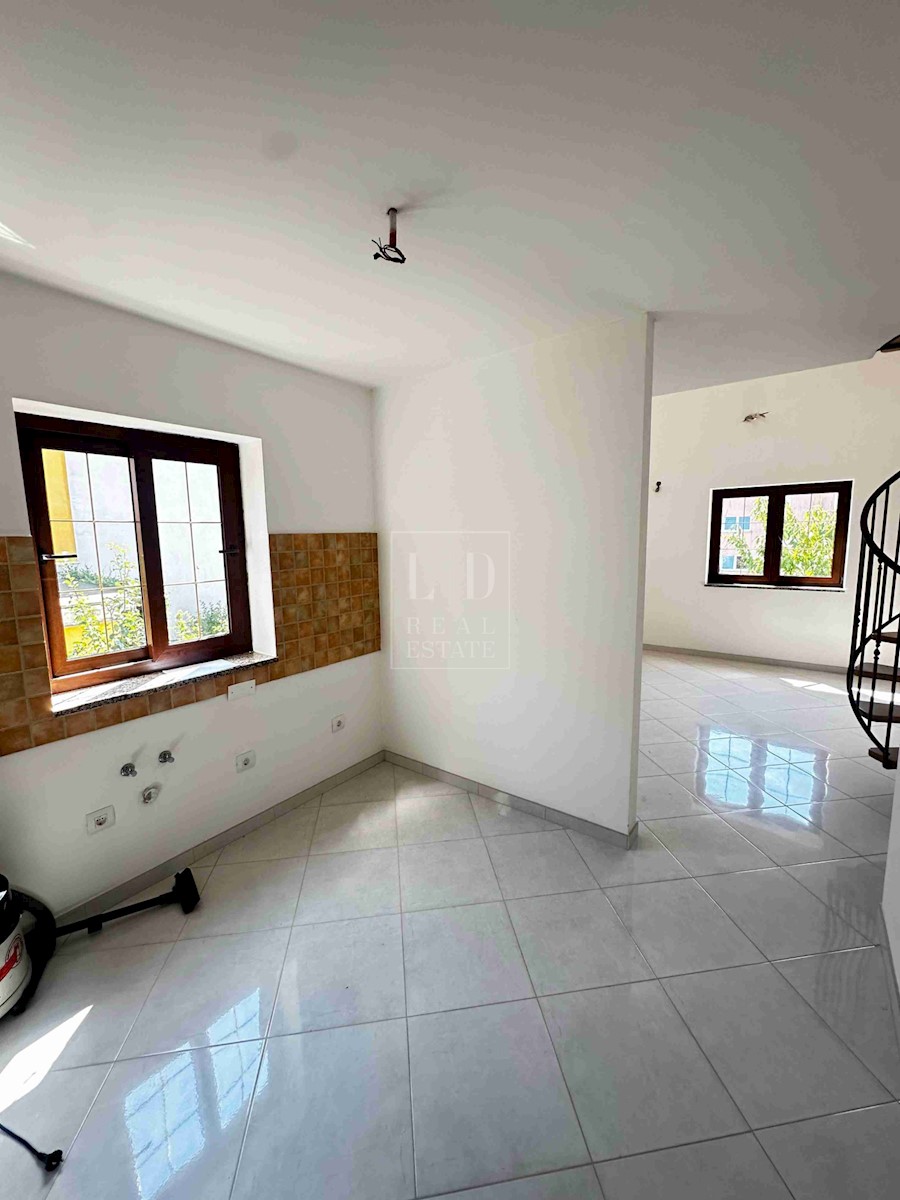 Flat For sale - ISTARSKA NOVIGRAD