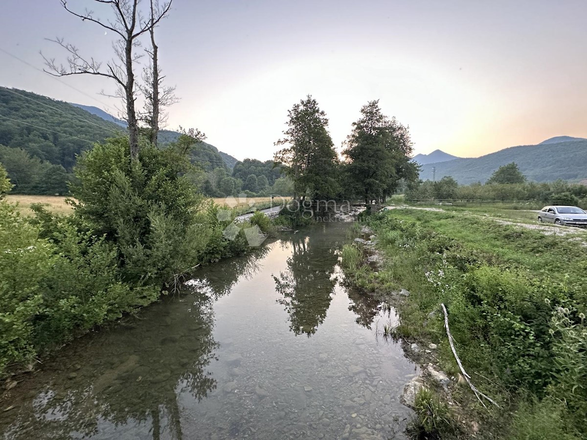 Land For sale - LIČKO-SENJSKA GOSPIĆ