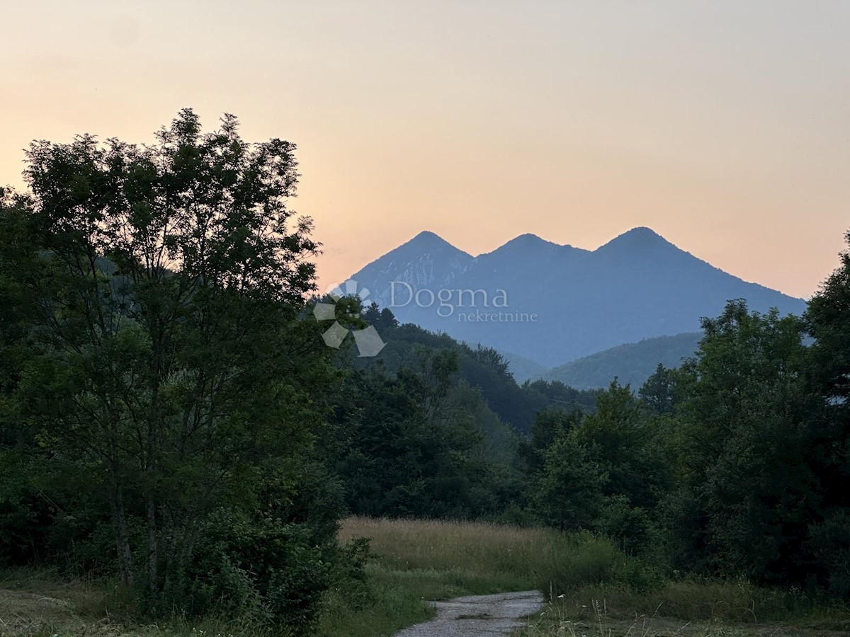 Land For sale - LIČKO-SENJSKA GOSPIĆ