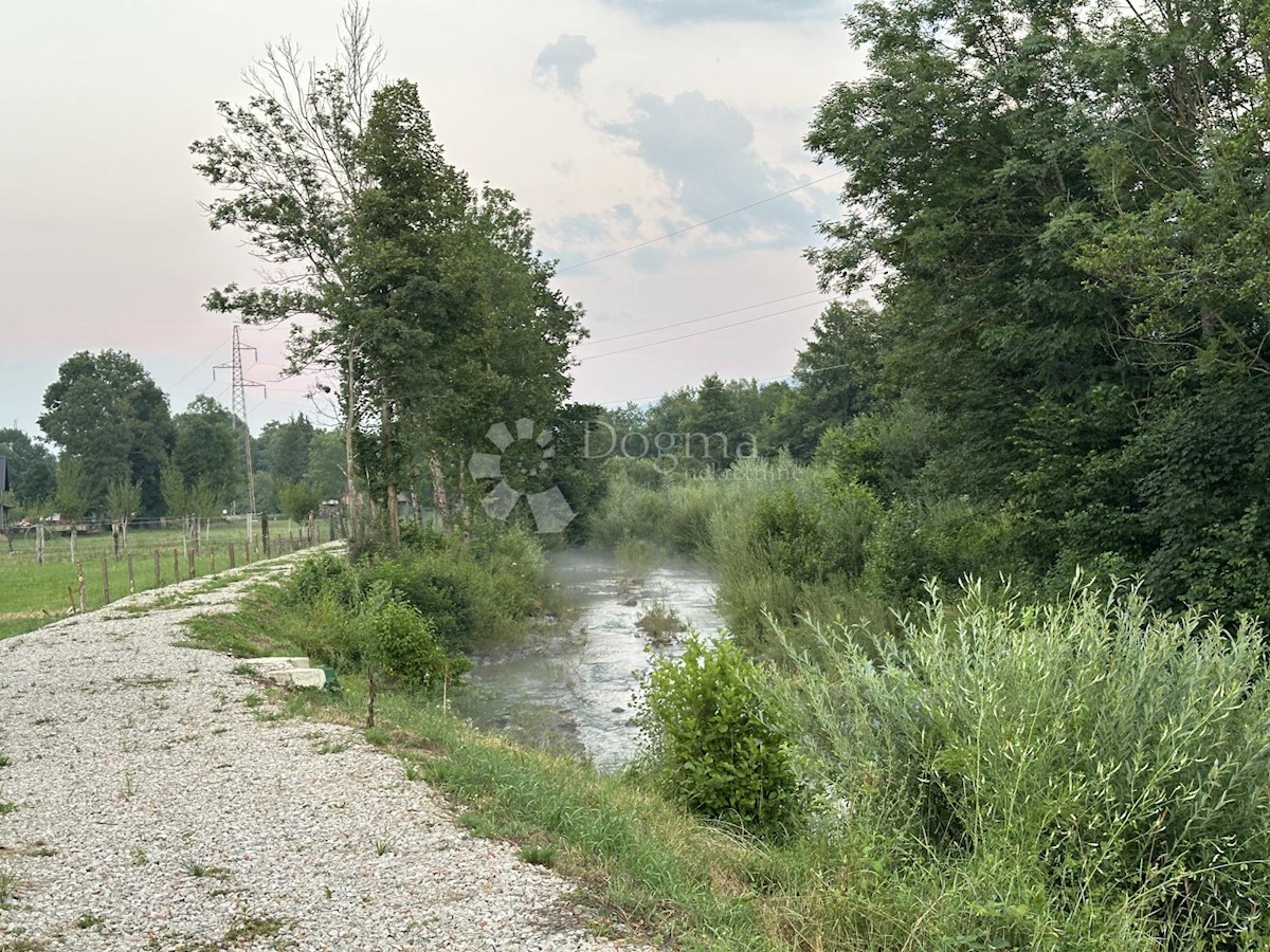 Terreno In vendita - LIČKO-SENJSKA GOSPIĆ