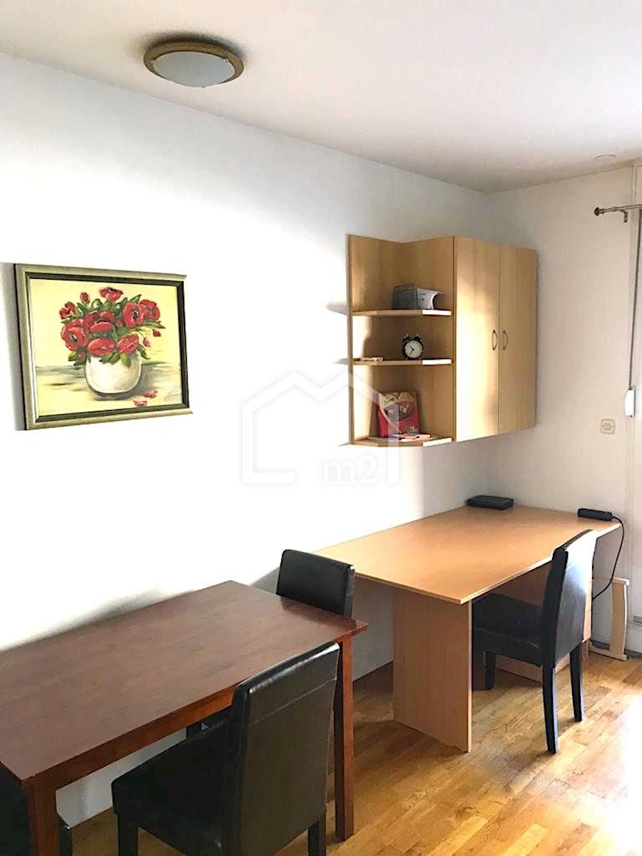 Appartement À louer - SPLITSKO-DALMATINSKA SPLIT