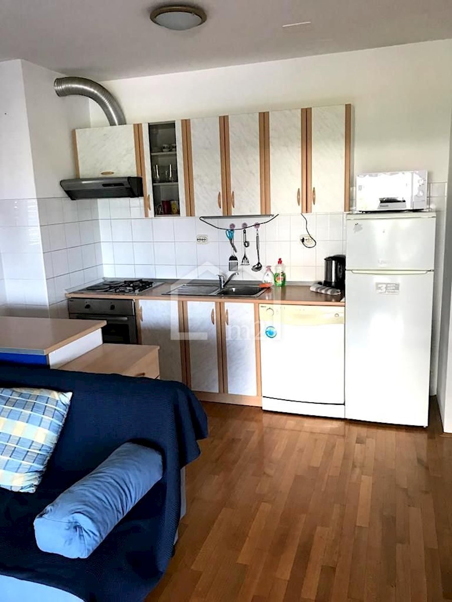 Appartement À louer - SPLITSKO-DALMATINSKA SPLIT