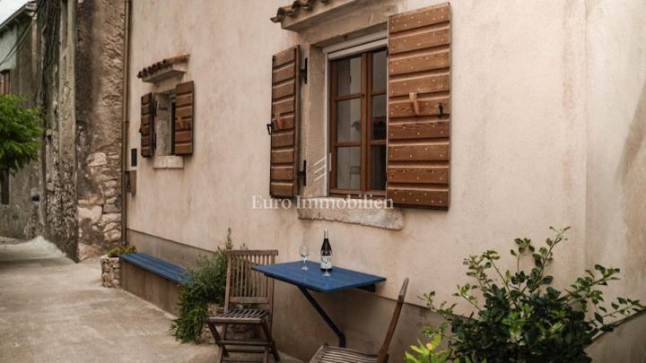 Hiša na predaj 81 m² – Susak