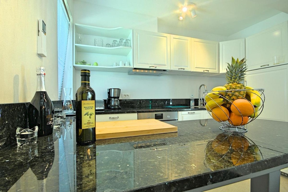 House For sale - ISTARSKA NOVIGRAD