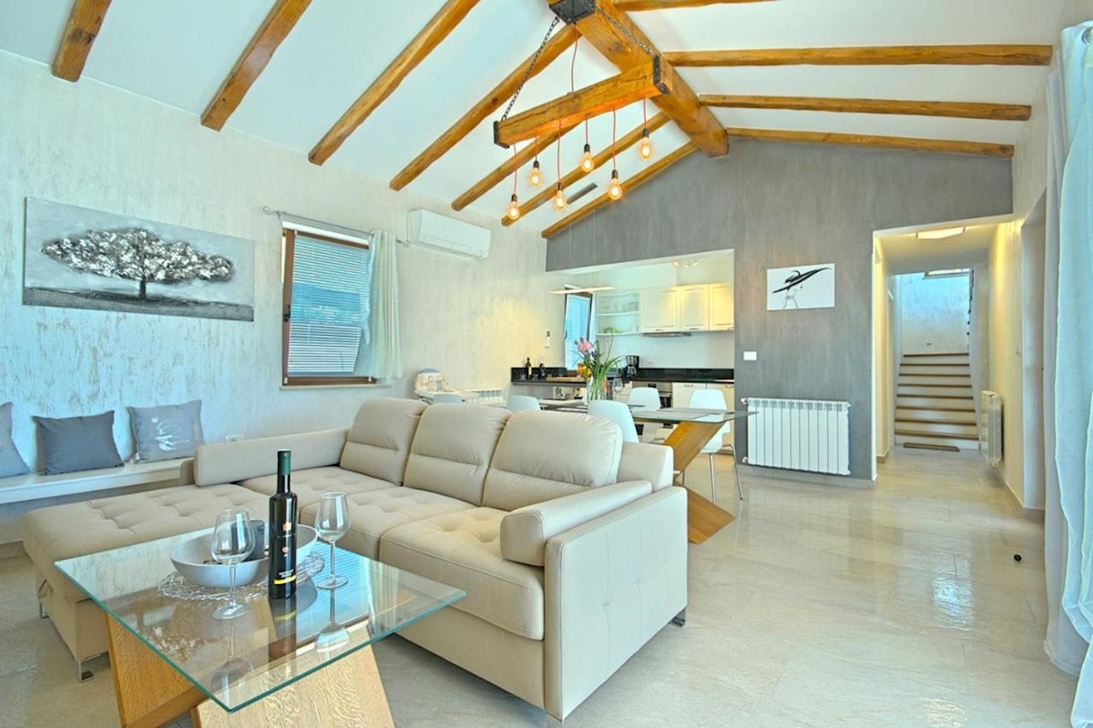 House For sale - ISTARSKA NOVIGRAD