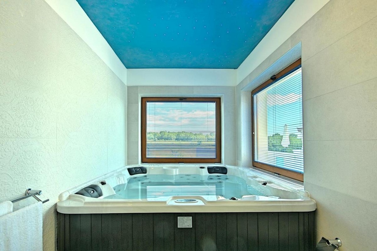 House For sale - ISTARSKA NOVIGRAD