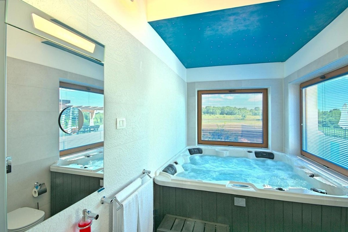 House For sale - ISTARSKA NOVIGRAD