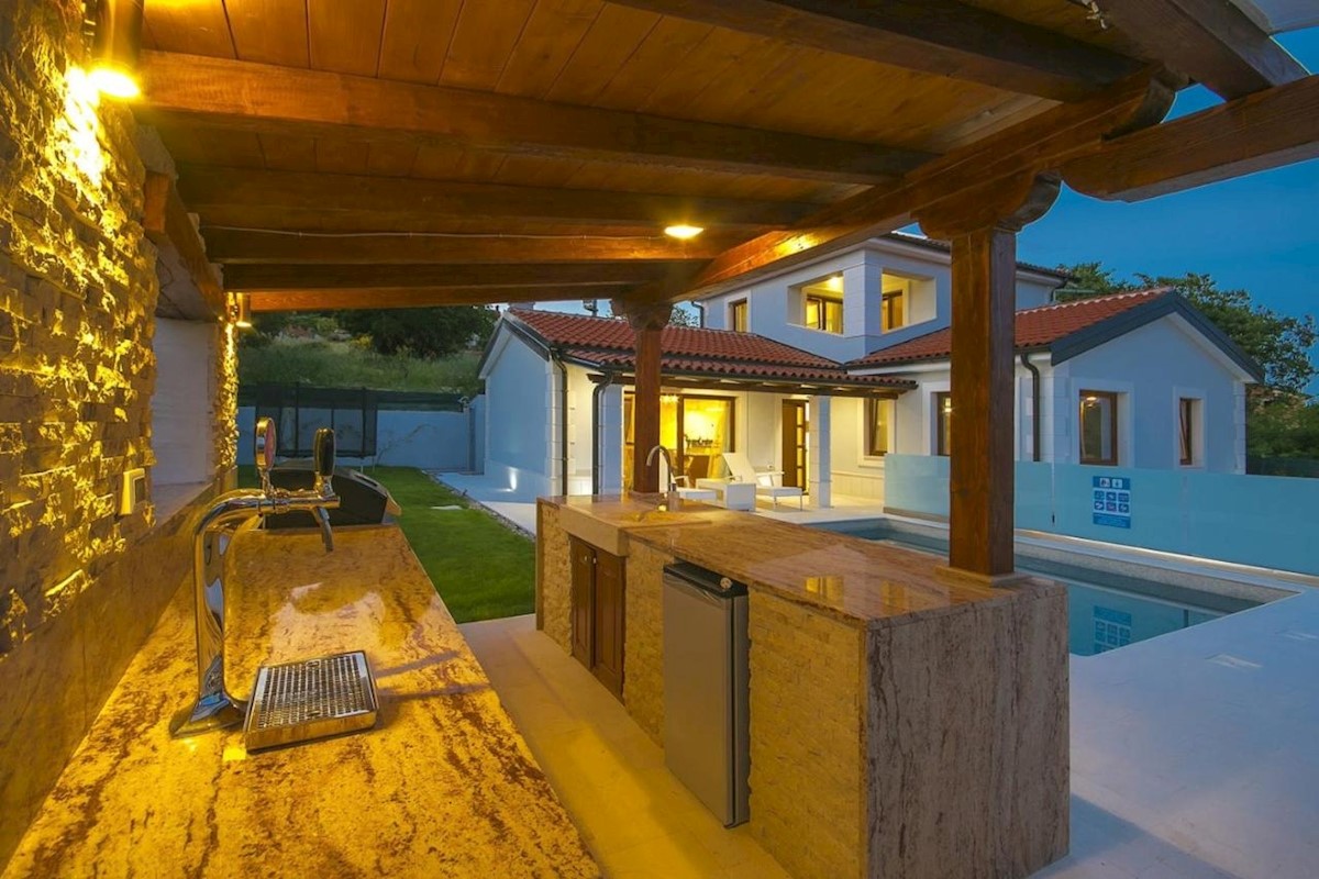 House For sale - ISTARSKA NOVIGRAD