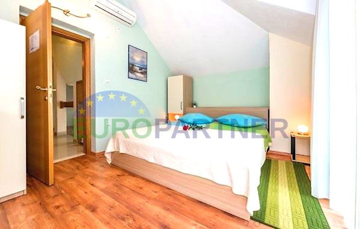 Casa In vendita - ŠIBENSKO-KNINSKA DRNIŠ