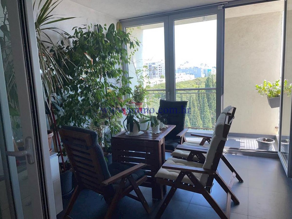 Apartment Zu verkaufen - SPLITSKO-DALMATINSKA SPLIT