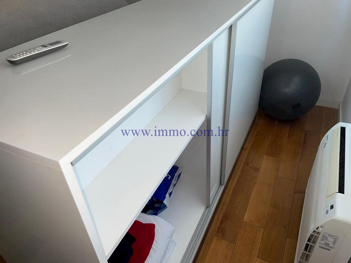 Apartment Zu verkaufen - SPLITSKO-DALMATINSKA SPLIT