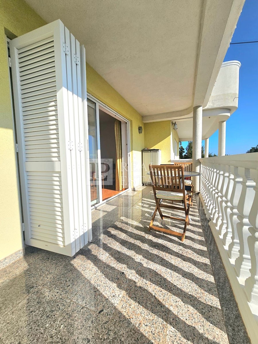 Flat For sale - PRIMORSKO-GORANSKA CRIKVENICA