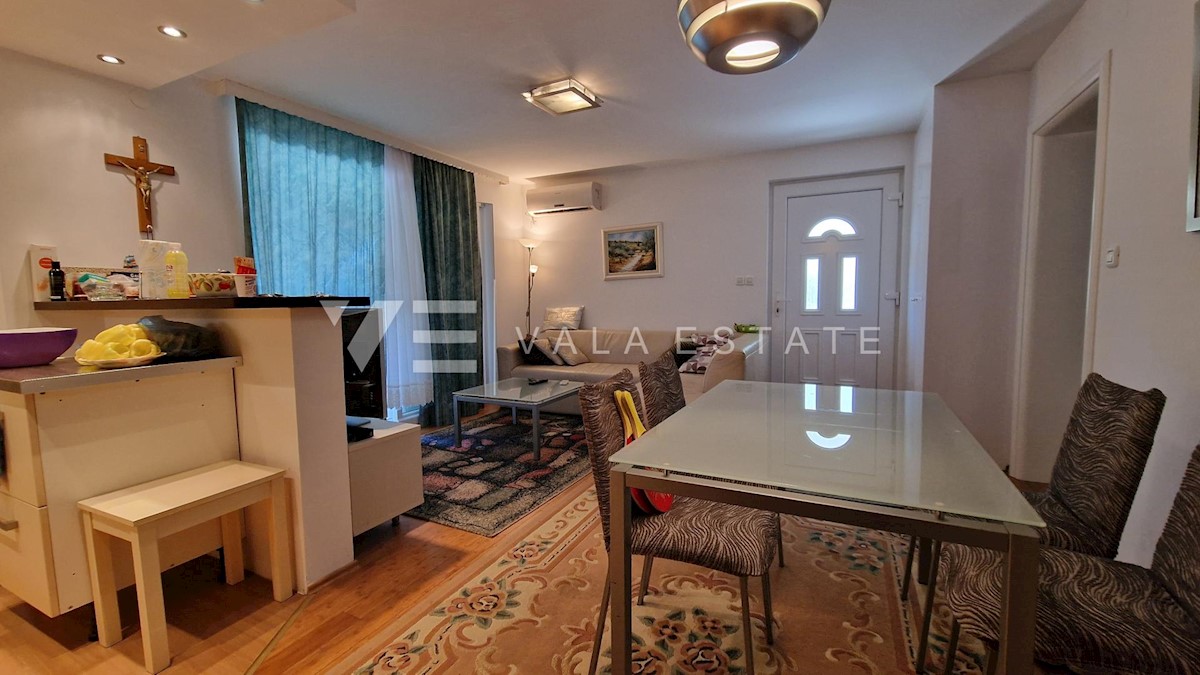 Flat For sale - PRIMORSKO-GORANSKA KRK