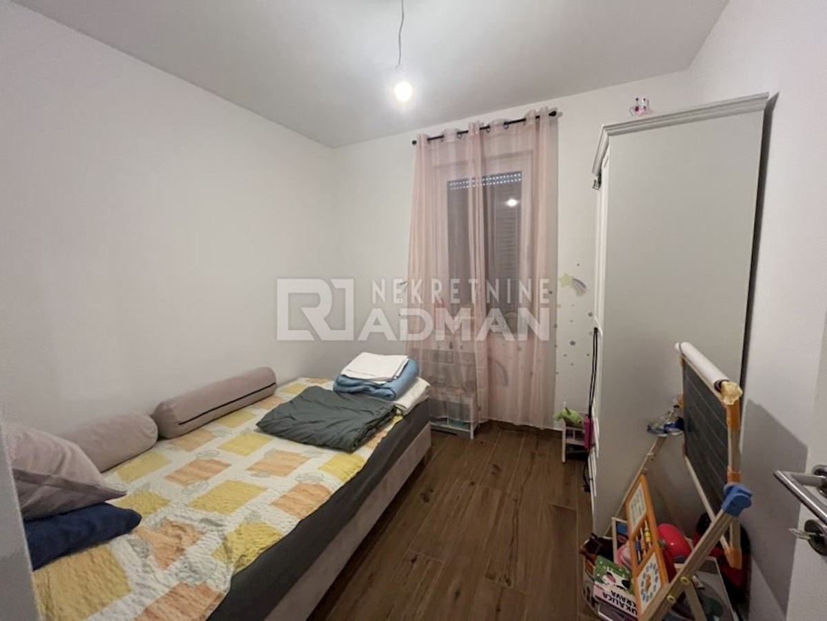 Appartement À louer - SPLITSKO-DALMATINSKA SPLIT