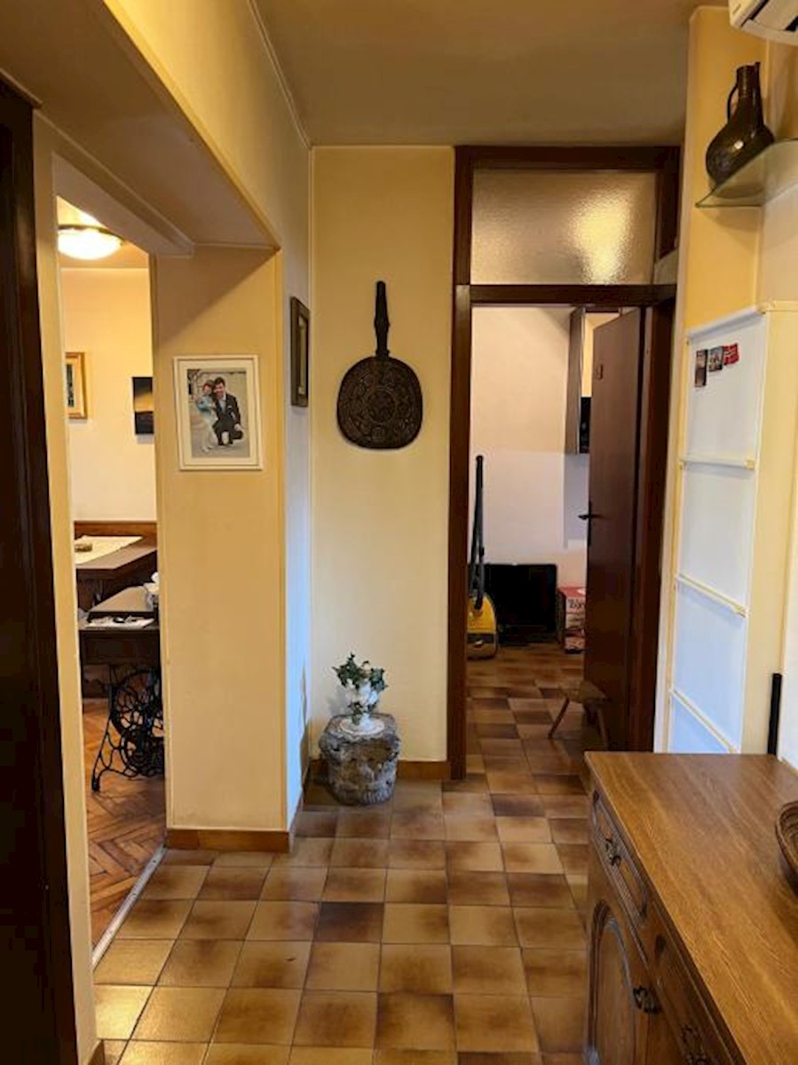 Apartmán Na predaj - SPLITSKO-DALMATINSKA SPLIT