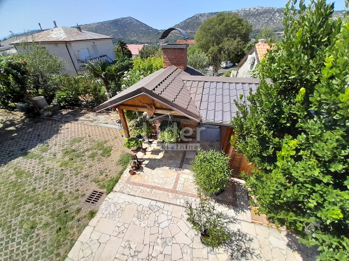 Haus Zu verkaufen - PRIMORSKO-GORANSKA VINODOLSKA OPĆINA