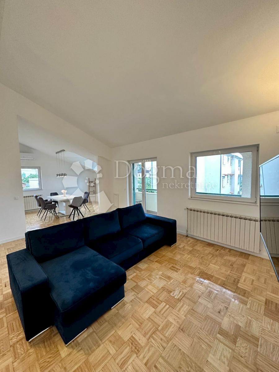 Flat For rent BRODARICA