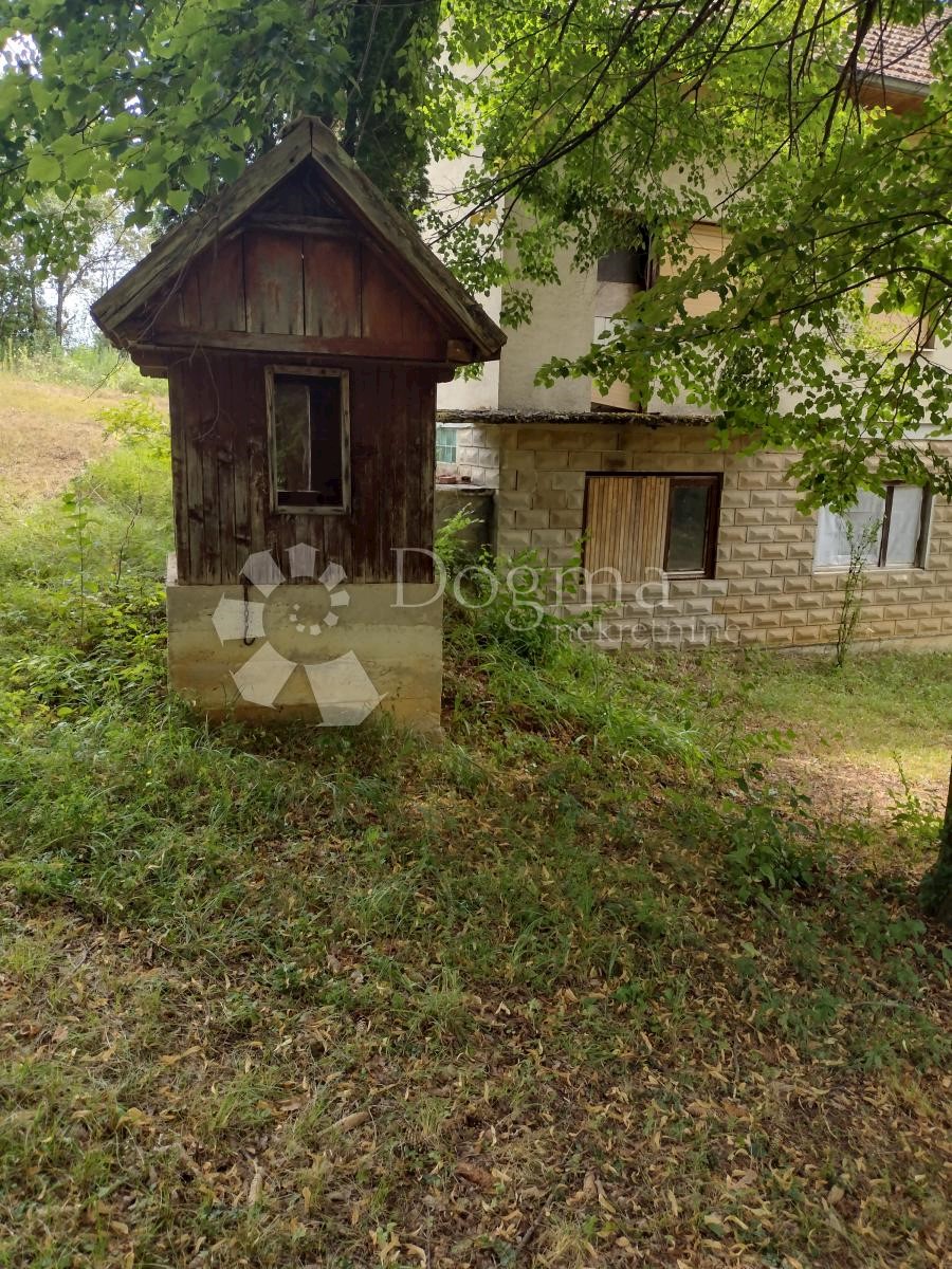 Kuća Na prodaju - SISAČKO-MOSLAVAČKA GVOZD
