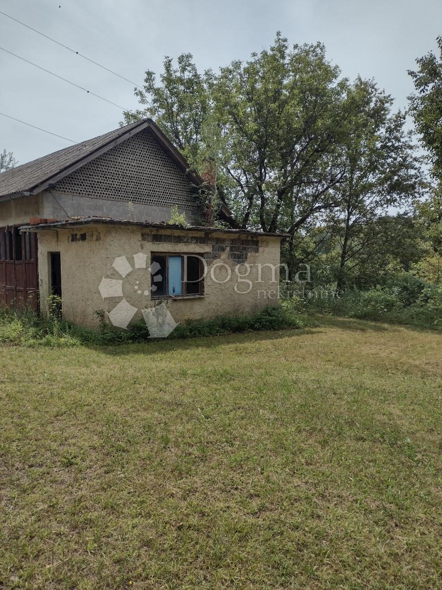 Kuća Na prodaju - SISAČKO-MOSLAVAČKA GVOZD