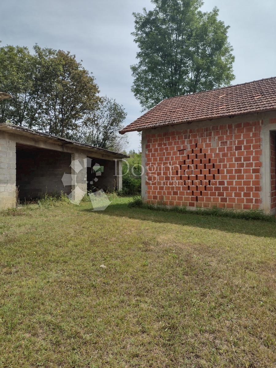 Kuća Na prodaju - SISAČKO-MOSLAVAČKA GVOZD