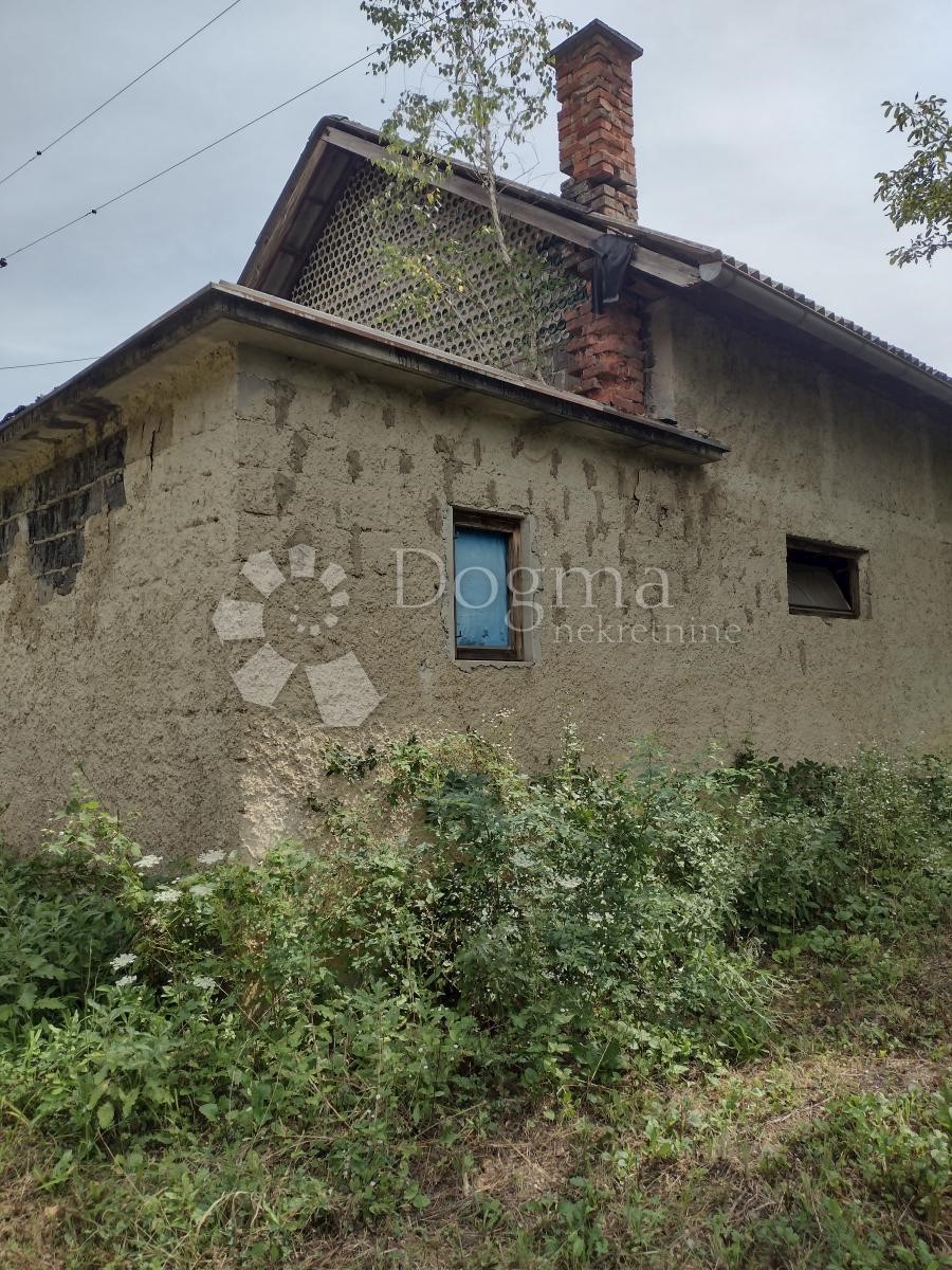 Kuća Na prodaju - SISAČKO-MOSLAVAČKA GVOZD