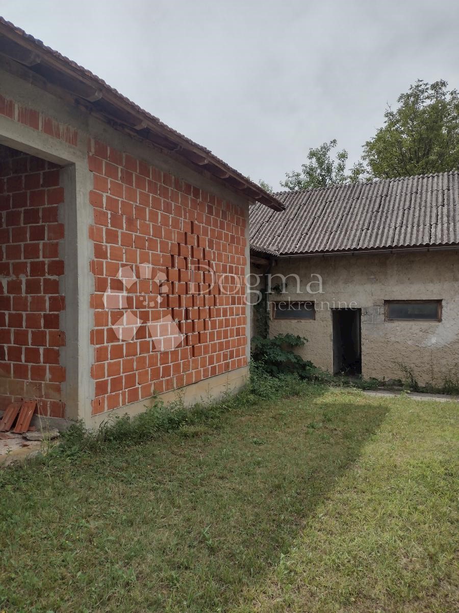 Kuća Na prodaju - SISAČKO-MOSLAVAČKA GVOZD
