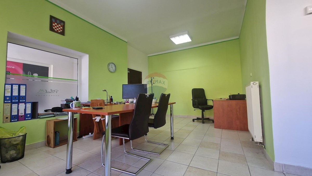 Business premises For sale - PRIMORSKO-GORANSKA DELNICE