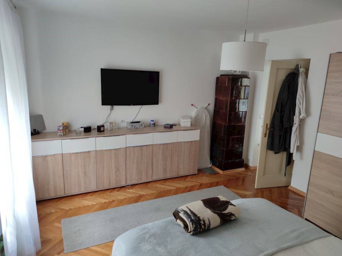 Flat For sale - KARLOVAČKA KARLOVAC