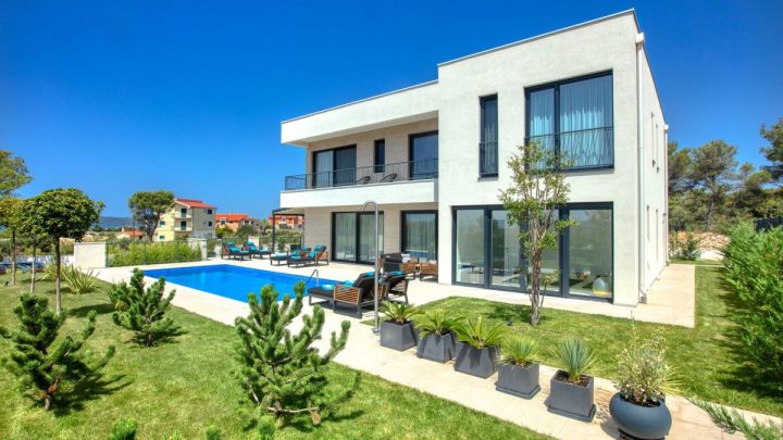 Hiša na predaj 250 m² – Sibenik