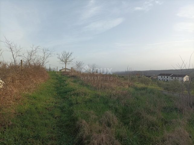 Land for sale 808 m² – Barban