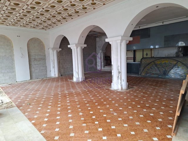 Locaux commerciaux à vendre 220 m² – Pula