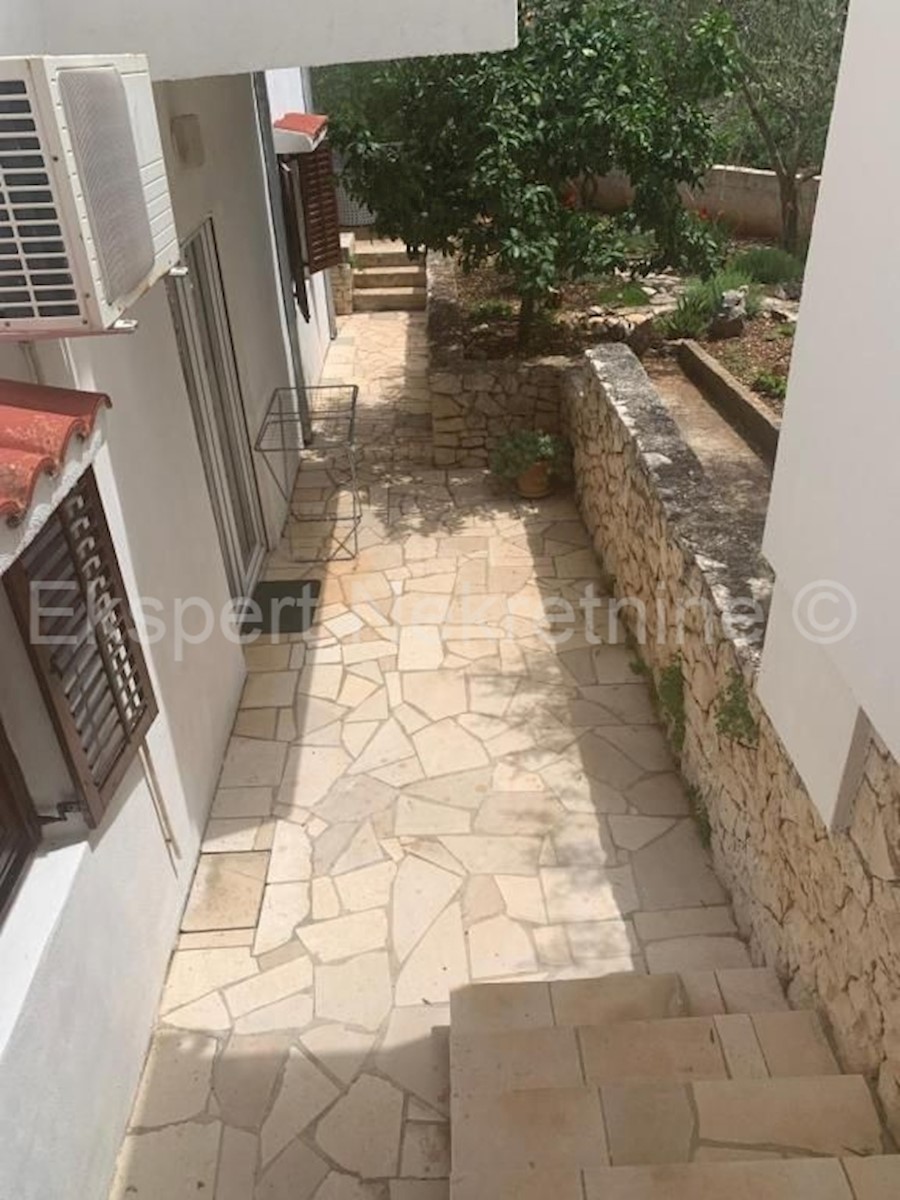 House For sale - SPLITSKO-DALMATINSKA SPLIT